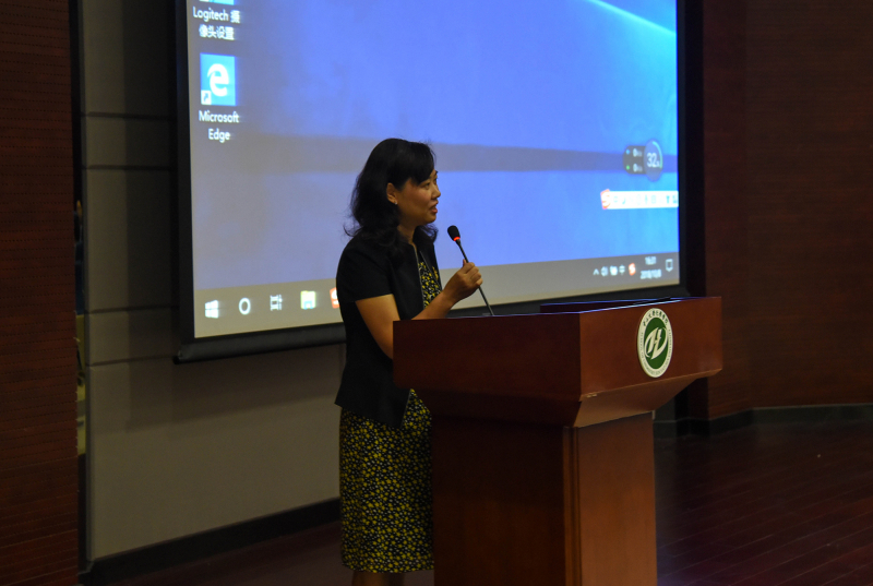 图3 大气科学学院党总支书记张斯虹做总结发言