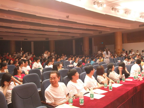 同心•同台•同欢唱――永利集团3044noc登录入口师生联欢晚会暨合唱节选拔赛 