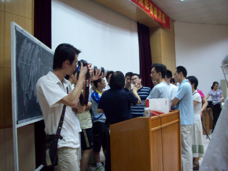 校工会、永利集团3044noc登录入口分工会举办摄影基础知识讲座 