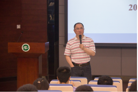 2014年永利集团3044noc登录入口大学生化学实验竞赛开幕式顺利举行 