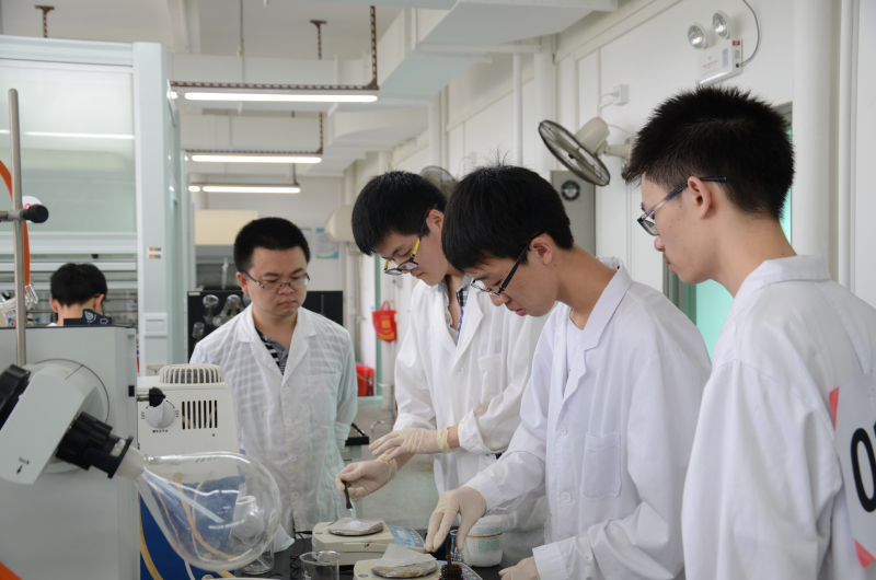 2014年永利集团3044noc登录入口大学生化学实验竞赛闭幕式暨颁奖仪式圆满举行 