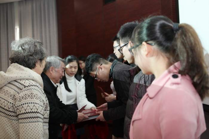 永利集团3044noc登录入口卓越服务奖暨化学与化学工程学院励教奖学金颁奖典礼隆重举行 