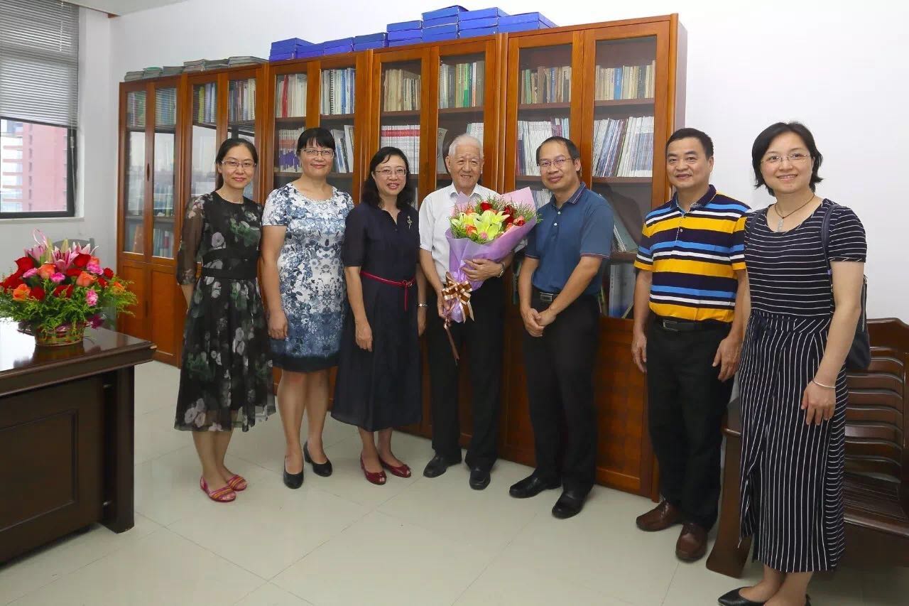 师恩颢颢 载德遐昌——永利集团3044noc登录入口开展系列活动庆祝第33个教师节 