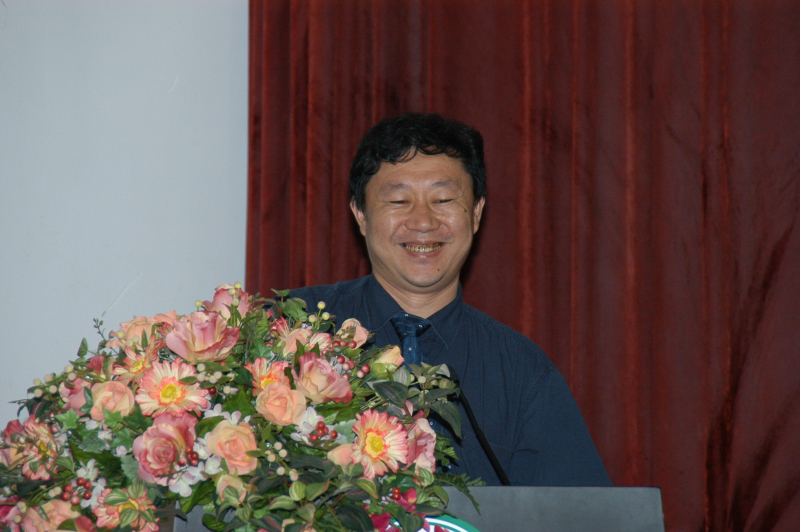 2永利集团3044noc登录入口化学与化学工程学院副院长童叶翔教授主持闭幕式