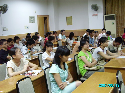 化学院优秀毕业生论坛--科研篇