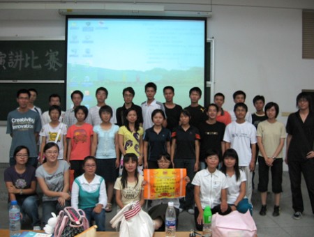 化院07级新生演讲比赛圆满结束  （化院珠海校区学工办供稿）