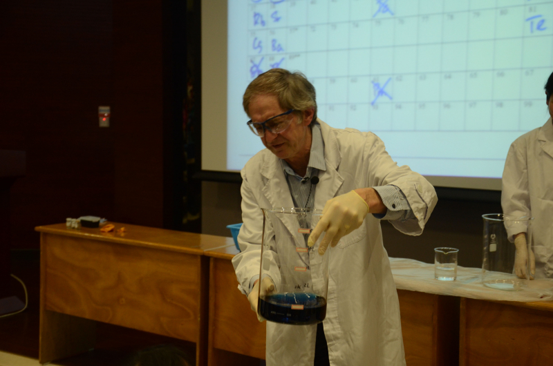 英国皇家科学院院士Peter J. Sadler教授来访