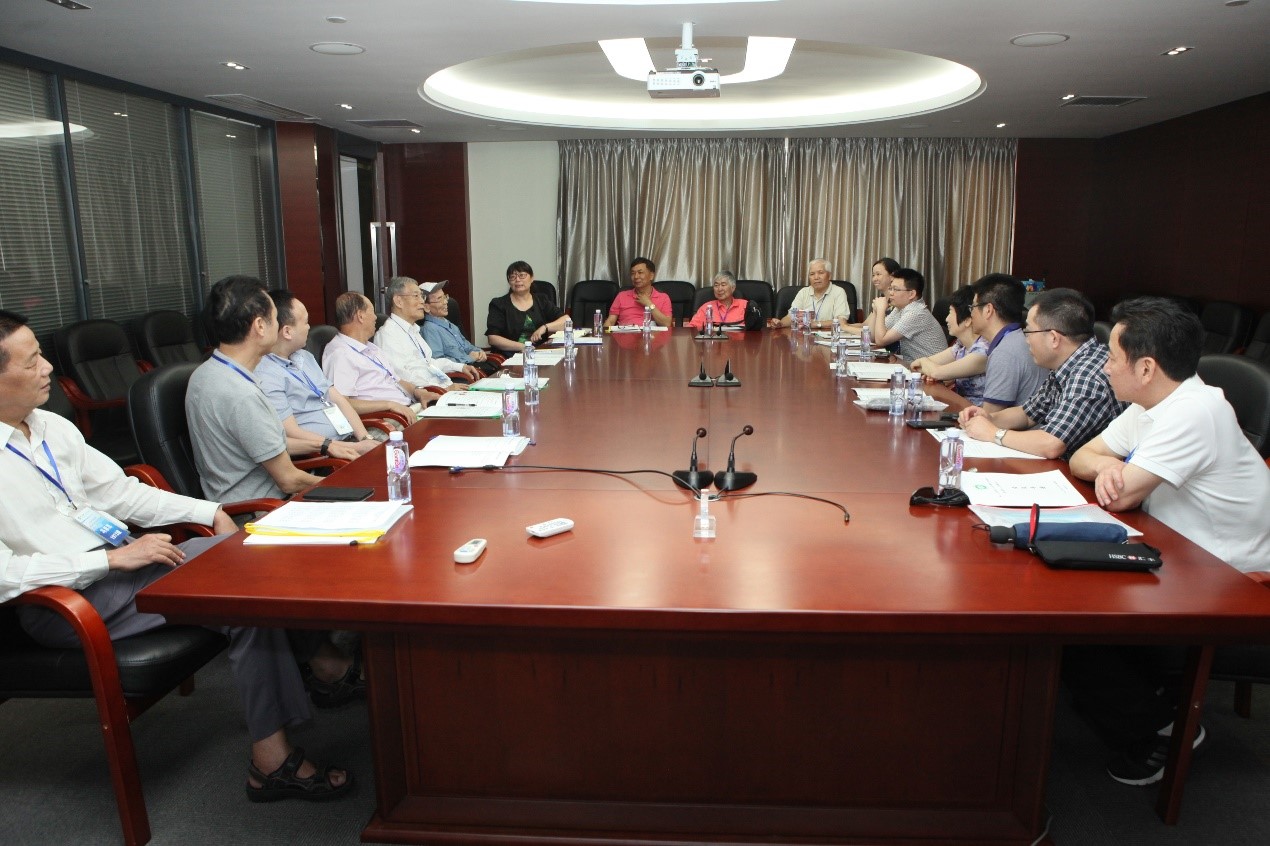 汇聚校友智慧,共商发展大计 --化学与化学工程学院校友会召开第二届第二次理事大会